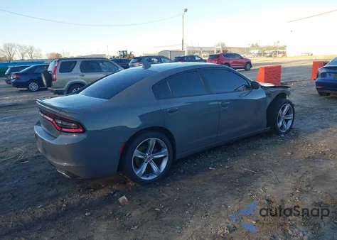 2017 Dodge Charger R/T Rwd z USA, uszkodzony, nr VIN 2C3CDXCTXHH667492